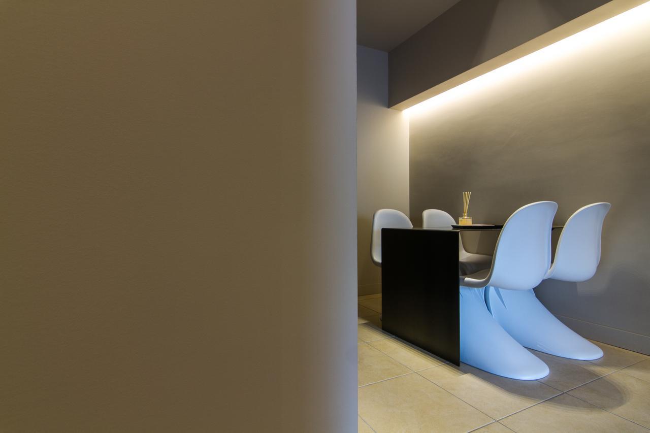 Aba Junior Apartment Veikou Street Афины Экстерьер фото