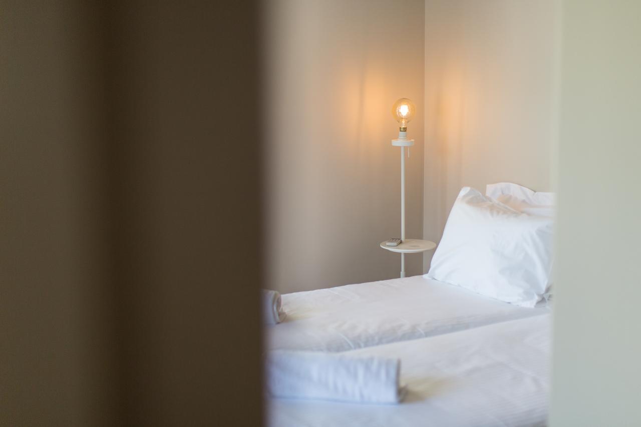 Aba Junior Apartment Veikou Street Афины Экстерьер фото